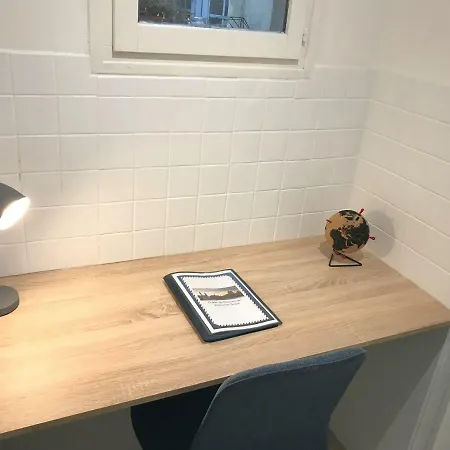 Apartment Lumineux, Bois Blancs, Euratechnologie